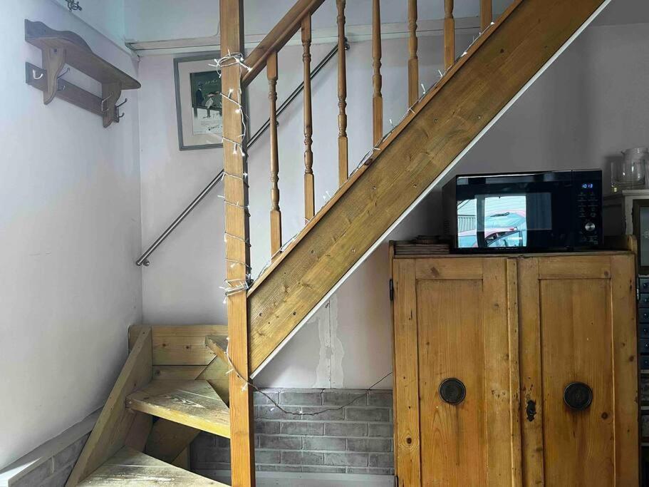 Quirky 1 Bedroom Barn On The River In Arundel Zewnętrze zdjęcie